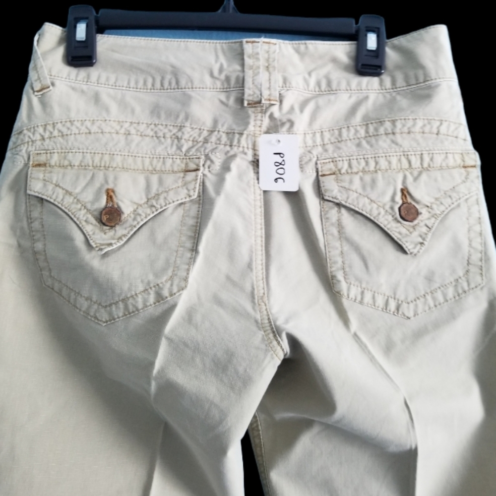 Preowned Pure Color Shorts - Picture 3 of 4